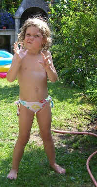 j12.JPG (107119 Byte)